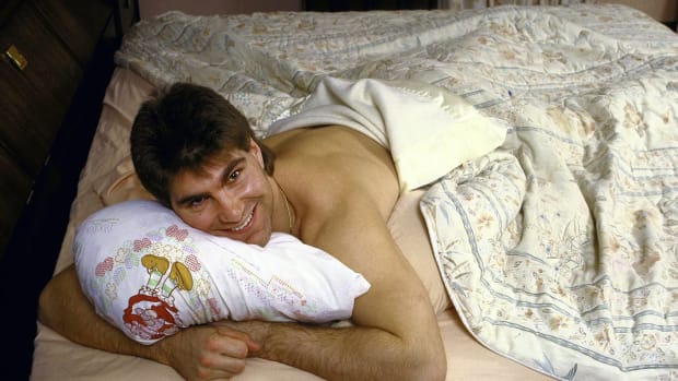 1987-0226-Ray-Bourque-06033002.jpg
